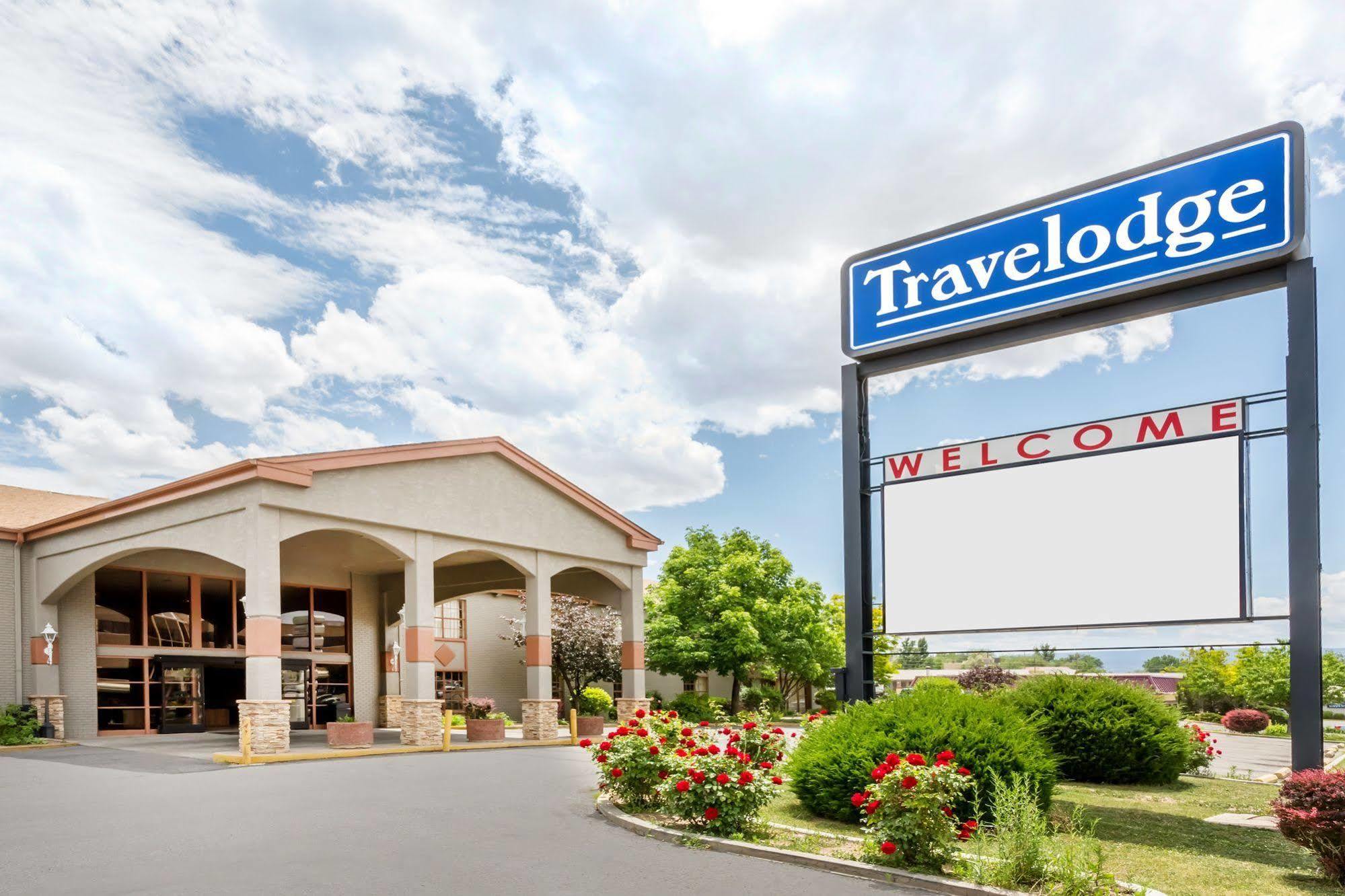 Travelodge By Wyndham Гранд Джанкшен Экстерьер фото